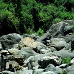 Boulders of rocks around Bomod-Ok Falls